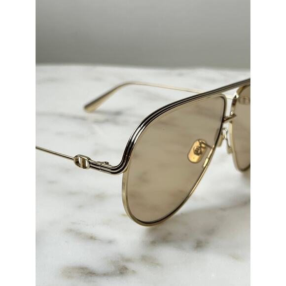 NEW Dior EverDior A1U Sunglasses in Gold Champagne Lens - Picture 8 of 10